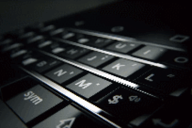 Cận cảnh chiếc smartphone BlackBerry đầu tiên do Trung Quốc phát triển và sản xuất