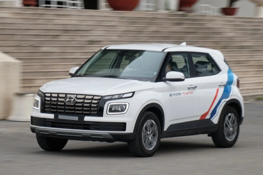 Phân khúc A-SUV tháng 4: Hyundai Venue tăng trưởng vẫn thua Sonet và Raize