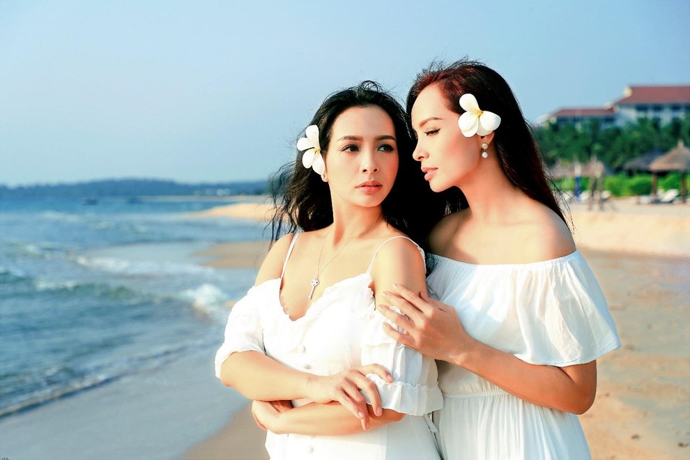 Thúy Hằng - Thúy Hạnh đẹp rạng rỡ và điều bất ngờ ít biết sau gần 30 năm - 4 Thúy Hằng - Thúy Hạnh đẹp rạng rỡ và điều bất ngờ ít biết sau gần 30 năm - 4