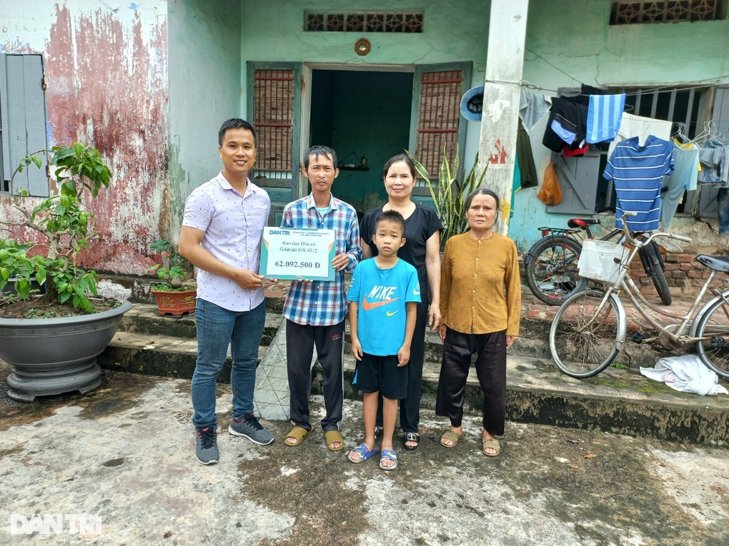 Bạn đọc xây nhà nhân ái tặng người đàn ông 48 tuổi chỉ nặng 28kg - 5 Bạn đọc xây nhà nhân ái tặng người đàn ông 48 tuổi chỉ nặng 28kg - 5