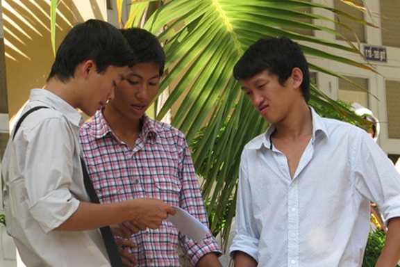 Gợi ý giải môn Vật lý, khối A kỳ thi ĐH năm 2011