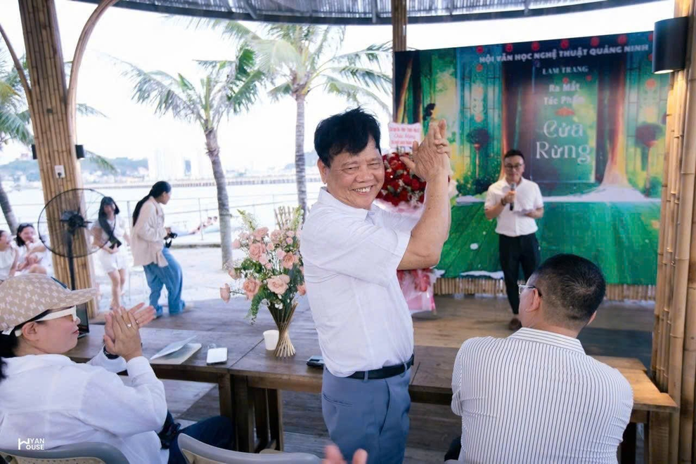 Tác giả Lam Trang ra mắt tiểu thuyết về thế giới ngầm - 2 Tác giả Lam Trang ra mắt tiểu thuyết về thế giới ngầm - 2