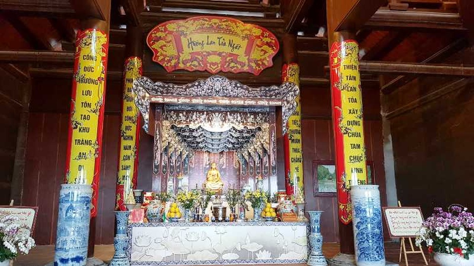 Thờ cư sĩ Diệu Liên ở chùa Tam Chúc: “Chuyện hết sức bình thường” - 4 Thờ cư sĩ Diệu Liên ở chùa Tam Chúc: “Chuyện hết sức bình thường” - 4