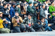 Gen Z làm báo thời AI: “Vượt ải” nhờ ngách đi mới và khả năng đa nhiệm