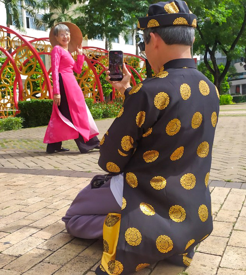 Không gian sống đắt giá bên những cung đường hoa ngày Tết - 1 Không gian sống đắt giá bên những cung đường hoa ngày Tết - 1