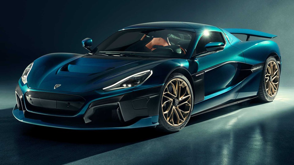 Siêu xe chạy điện Rimac Nevera gây choáng không chỉ bởi giá bán 2 triệu EUR - 22 Siêu xe chạy điện Rimac Nevera gây choáng không chỉ bởi giá bán 2 triệu EUR - 22
