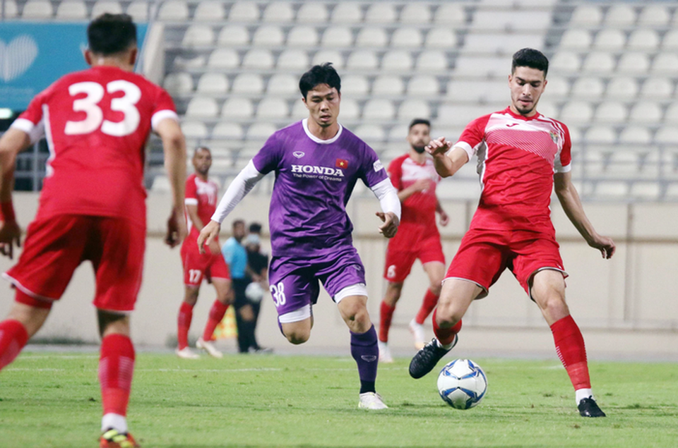 Văn Toản cản phá phạt đền, đội tuyển Việt Nam hòa Jordan - 3 Văn Toản cản phá phạt đền, đội tuyển Việt Nam hòa Jordan - 3