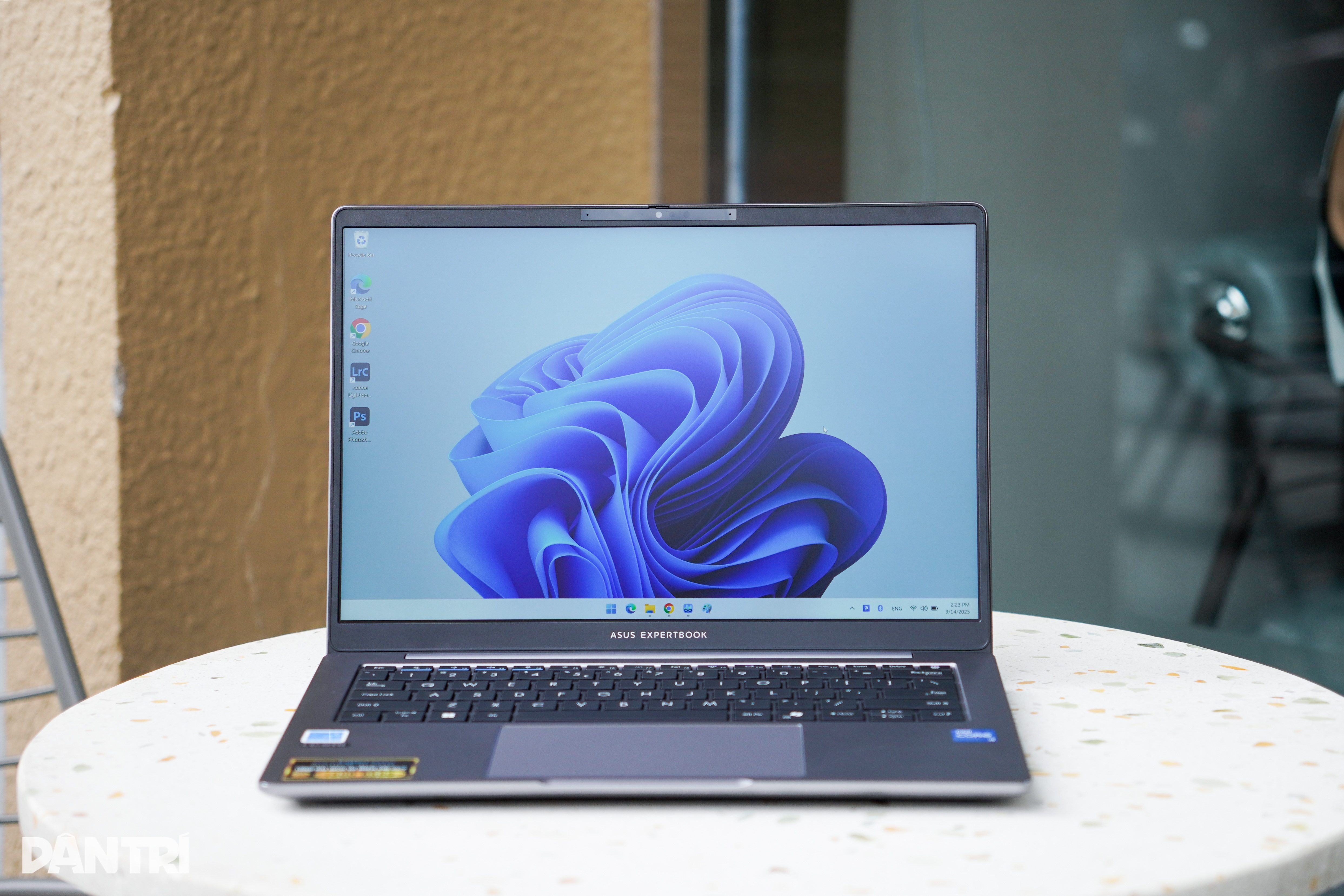 Asus ExpertBook P3 trong mắt dân văn phòng: Có đủ thuyết phục? - 23