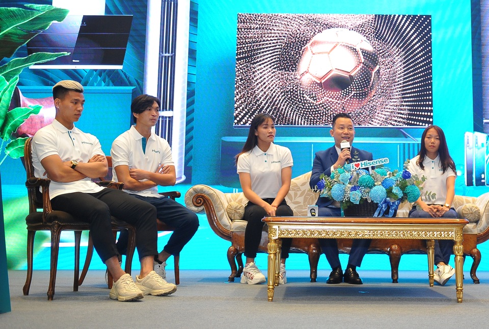 Ra mắt quỹ hỗ trợ tuyển thủ bóng đá bị chấn thương - 1 Ra mắt quỹ hỗ trợ tuyển thủ bóng đá bị chấn thương - 1