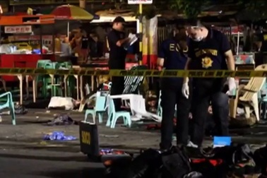 Hiện trường vụ nổ chợ đêm kinh hoàng tại Philippines