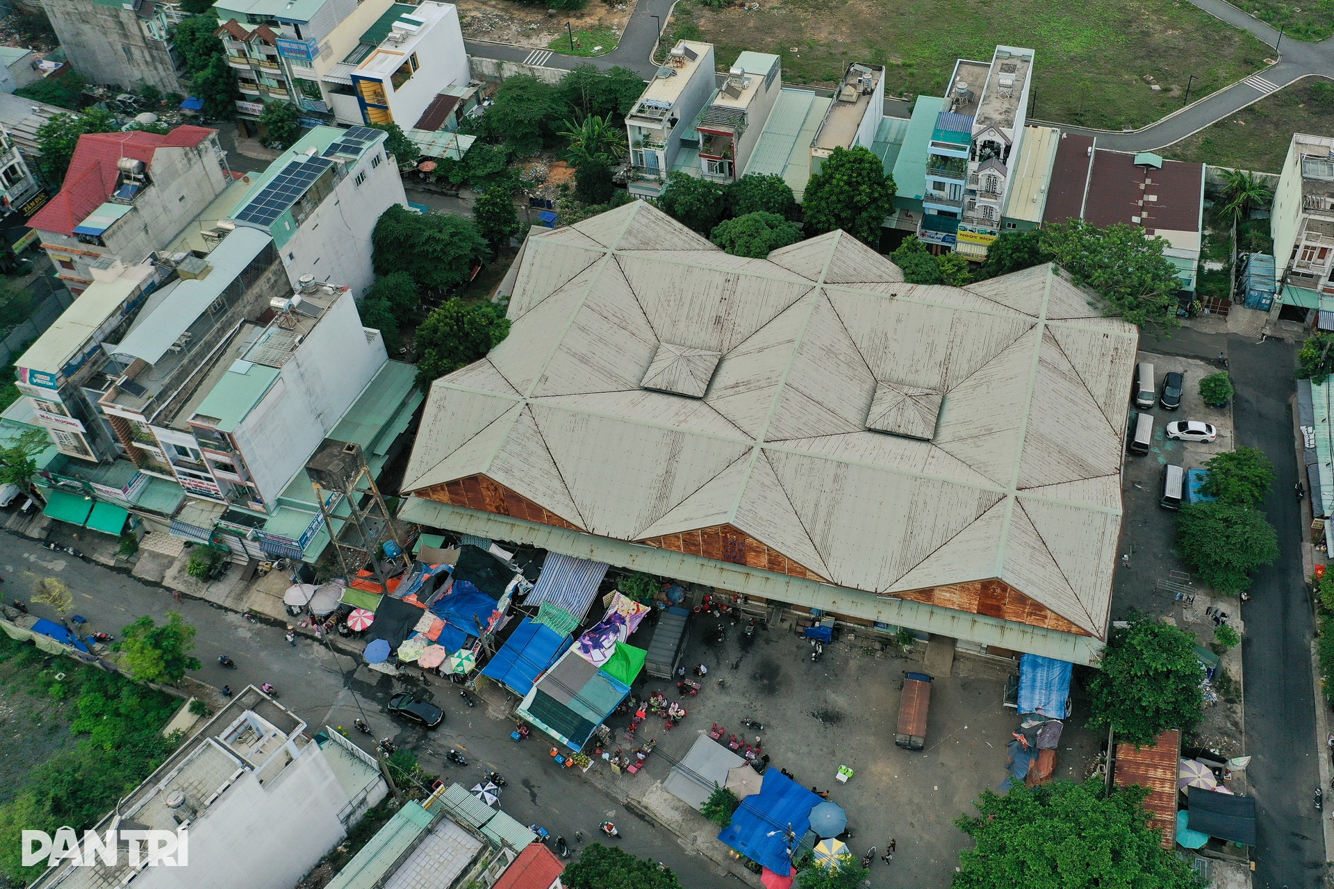 Những ngôi chợ hàng tỷ đồng bị bỏ hoang ở TPHCM - 8 Những ngôi chợ hàng tỷ đồng bị bỏ hoang ở TPHCM - 8