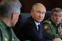 Tổng thống Putin miễn nhiệm 15 tướng Nga trước tập trận lịch sử