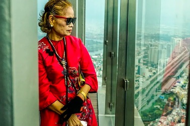 Ngắm gì trên đỉnh tòa nhà cao nhất Đông Nam Á?