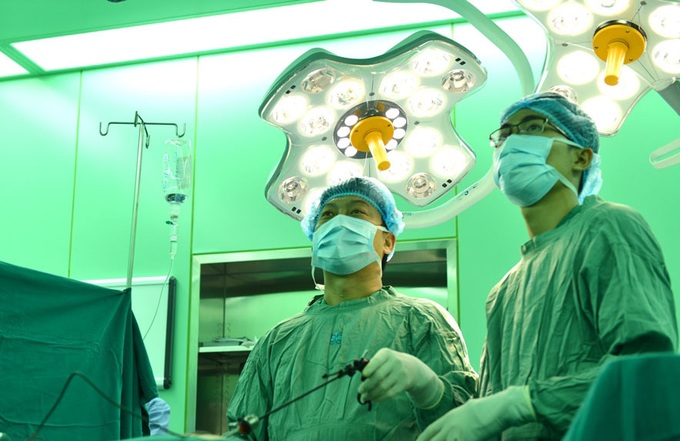 Khi có triệu chứng nghẹn khi ăn, khó nuốt có thể dấu hiệu của ung thư thực quản - Ảnh 1. Khi có triệu chứng nghẹn khi ăn, khó nuốt có thể dấu hiệu của ung thư thực quản - Ảnh 1.