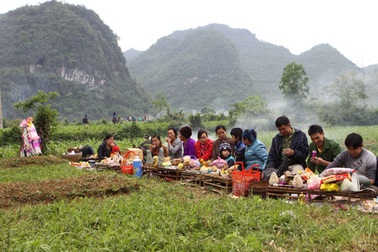 Nét độc đáo trong tết thanh minh của người dân tộc Nùng
