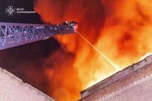 Nga xác nhận tấn công tên lửa siêu vượt âm vào Ukraine