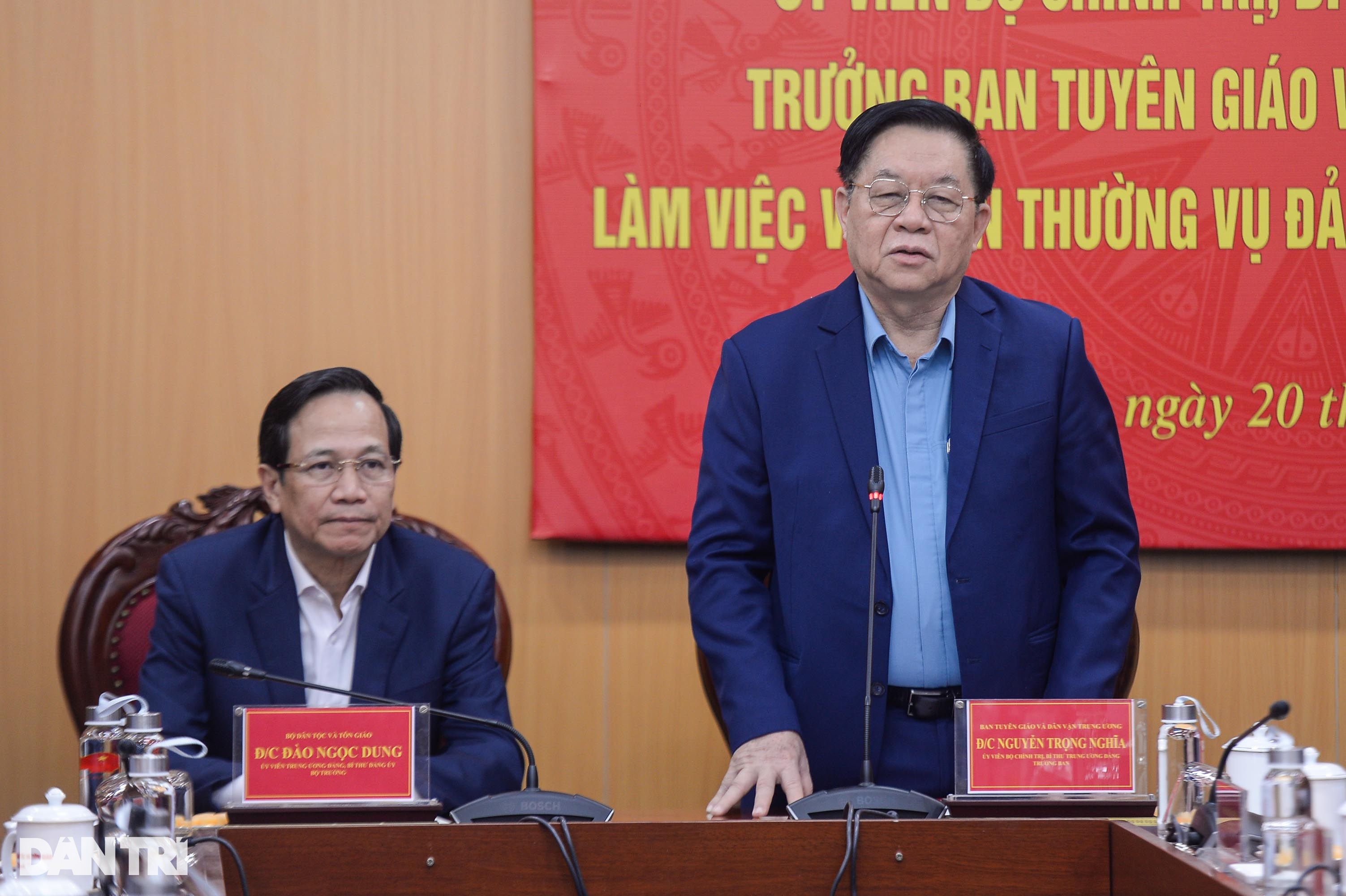Bộ trưởng Đào Ngọc Dung: Đảm bảo bình đẳng đối với đồng bào dân tộc - 2 Bộ trưởng Đào Ngọc Dung: Đảm bảo bình đẳng đối với đồng bào dân tộc - 2