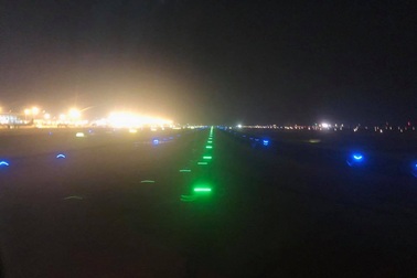 Máy bay không thể hạ cánh xuống Nội Bài vì nghi mèo chạy qua đường băng