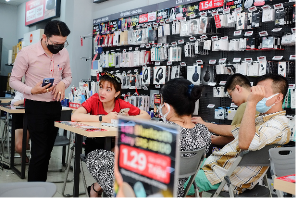 CellphoneS giảm giá lớn trong 4 ngày Black Fire-Day - 3 CellphoneS giảm giá lớn trong 4 ngày Black Fire-Day - 3
