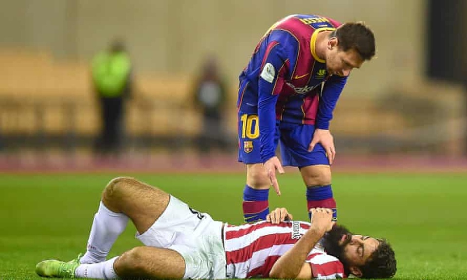 Đội hình hay nhất năm của UEFA: Messi sát cánh cùng C.Ronaldo - 1 Đội hình hay nhất năm của UEFA: Messi sát cánh cùng C.Ronaldo - 1
