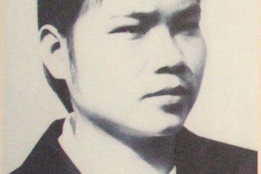 "Địch dùng dao chặt đứt lìa chân tôi, một tháng sau chúng chặt chân tôi lần 2"