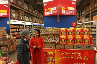 Thị trường mua sắm Tết 2019: Cầu tài lộc