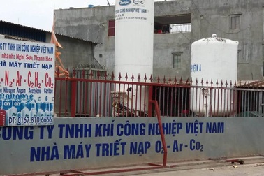 Những quả “bom khí” nằm giữa khu dân cư