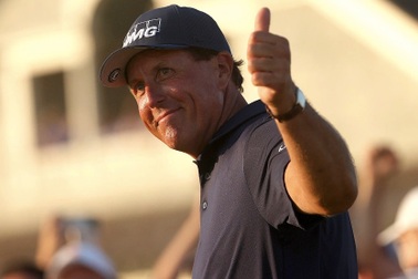 "Lão đại" Phil Mickelson nhớ lại năm 2021 kỳ diệu