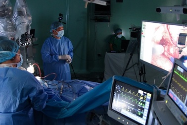 Vì sao robot phẫu thuật đột ngột bị rút khỏi Bệnh viện Nhân Dân 115?