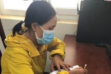 Thoát vụ lừa đảo vào phút chót nhờ... chữ xấu