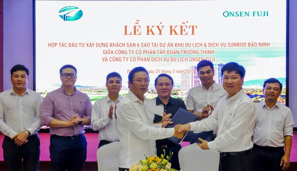 Lễ ký kết hợp tác phát triển khách sạn đẳng cấp 6 sao tại trung tâm Quảng Bình - 1 Lễ ký kết hợp tác phát triển khách sạn đẳng cấp 6 sao tại trung tâm Quảng Bình - 1
