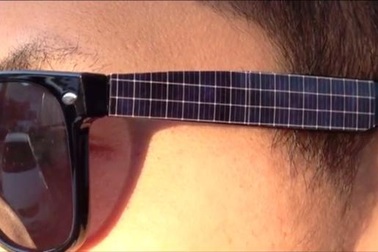 Ý tưởng mới: Sạc pin từ kính đeo mắt