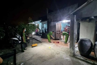 Qua nhà thắp hương cho ông bà ngoại, cháu trai đâm cậu ruột tử vong