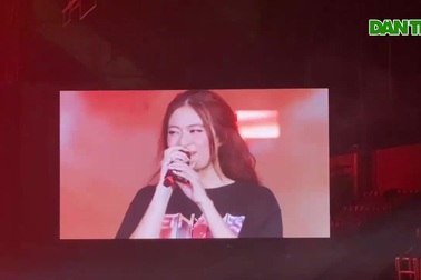 Đen Vâu bất ngờ xuất hiện trong đêm nhạc của Hoàng Thùy Linh