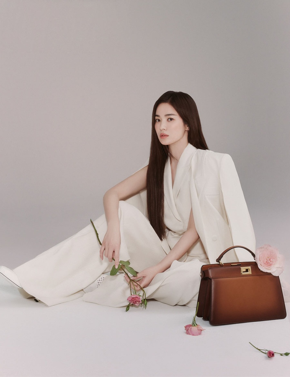 Mỹ nam nào sẽ là tình nhân của Song Hye Kyo trong phim mới? - 3 Mỹ nam nào sẽ là tình nhân của Song Hye Kyo trong phim mới? - 3