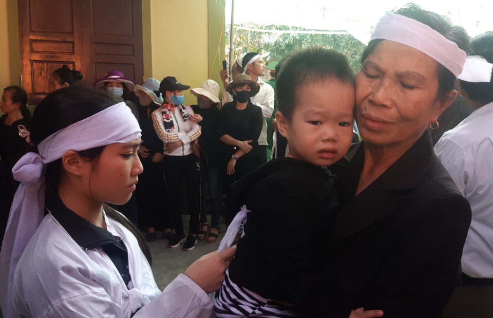 Vụ 22 quân nhân hy sinh: Bố hứa Tết về sẽ đưa chúng con đi chơi mà! - 7