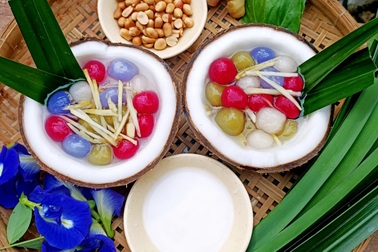 Học mẹ đảm nấu món chè Ỷ đoàn viên đón Tết Trung thu