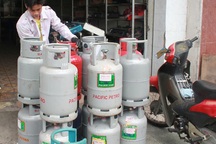 Giá gas tiếp tục giảm 13.000 đồng/bình