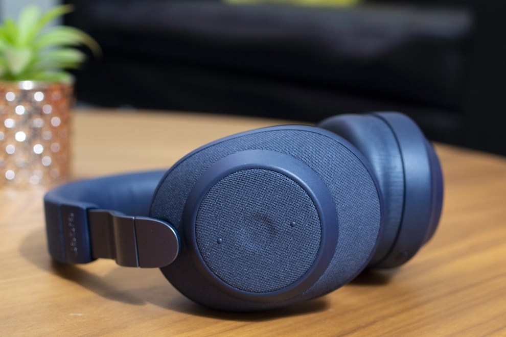 Không thích AirPods Max, chọn mua tai nghe nào? - 4 Không thích AirPods Max, chọn mua tai nghe nào? - 4