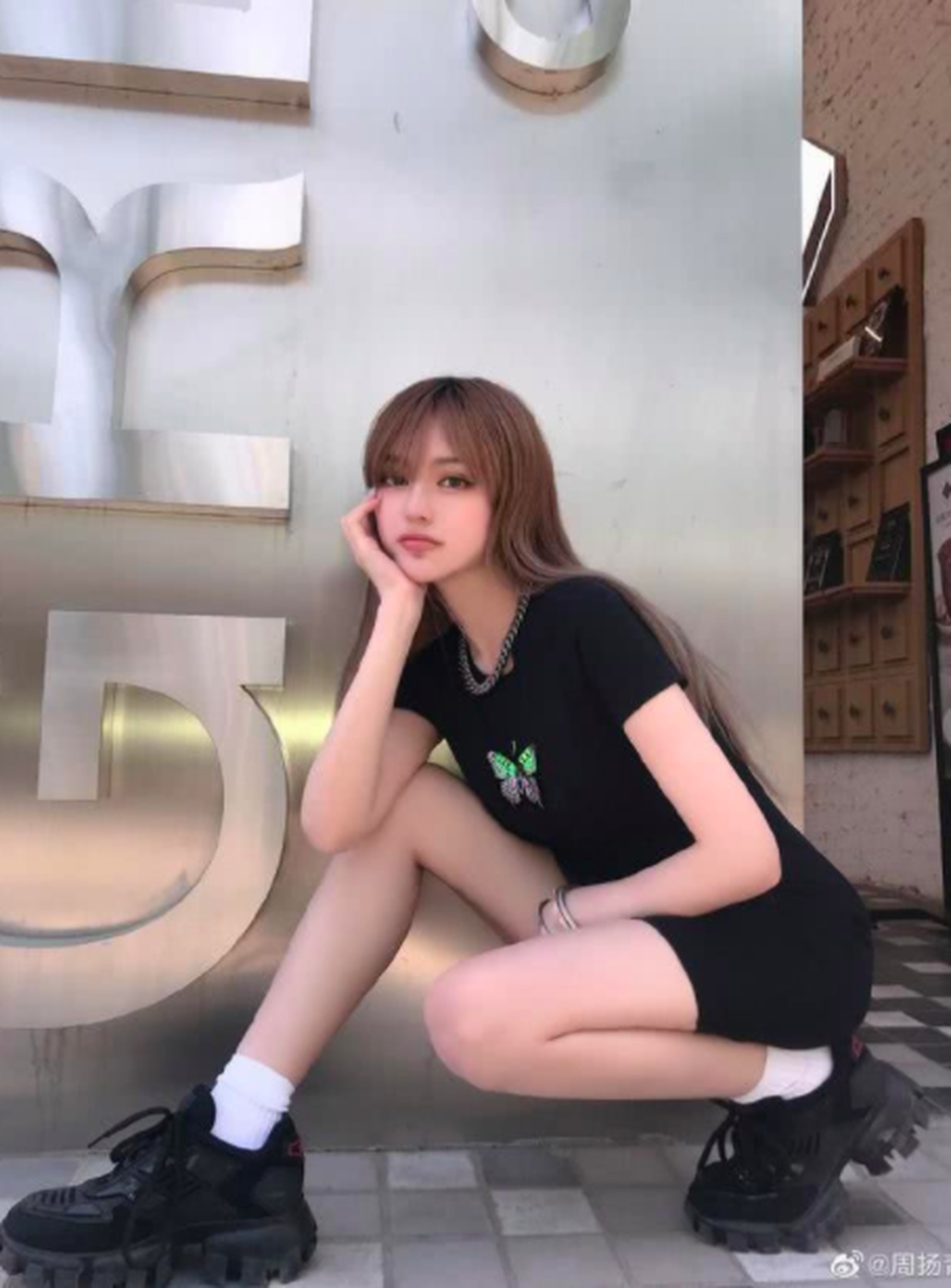 “Lương Sơn Bá” La Chí Tường công khai xin lỗi “tình cũ” - 3 “Lương Sơn Bá” La Chí Tường công khai xin lỗi “tình cũ” - 3