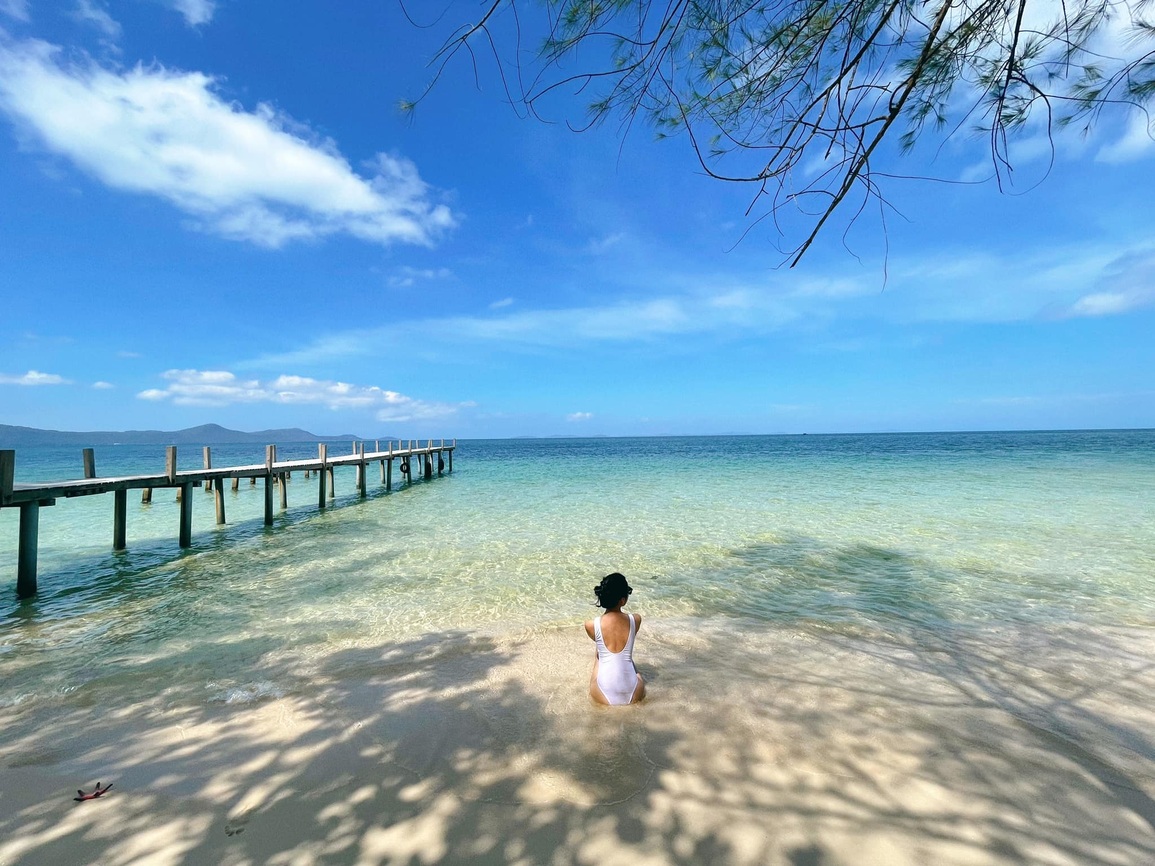 Sát nghỉ lễ giá tour bất ngờ hạ nhiệt, nhiều đơn vị ồ ạt Sát nghỉ lễ giá tour bất ngờ hạ nhiệt, nhiều đơn vị ồ ạt