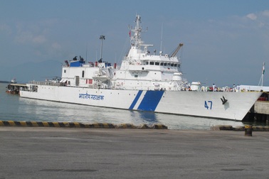 Tàu lực lượng bảo vệ bờ biển Ấn Độ thăm Đà Nẵng
