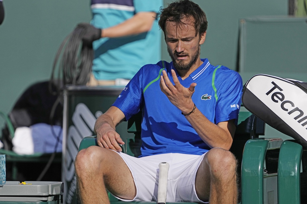 Daniil Medvedev: Sân đấu Indian Wells là nỗi nhục của quần vợt - 1 Daniil Medvedev: Sân đấu Indian Wells là nỗi nhục của quần vợt - 1