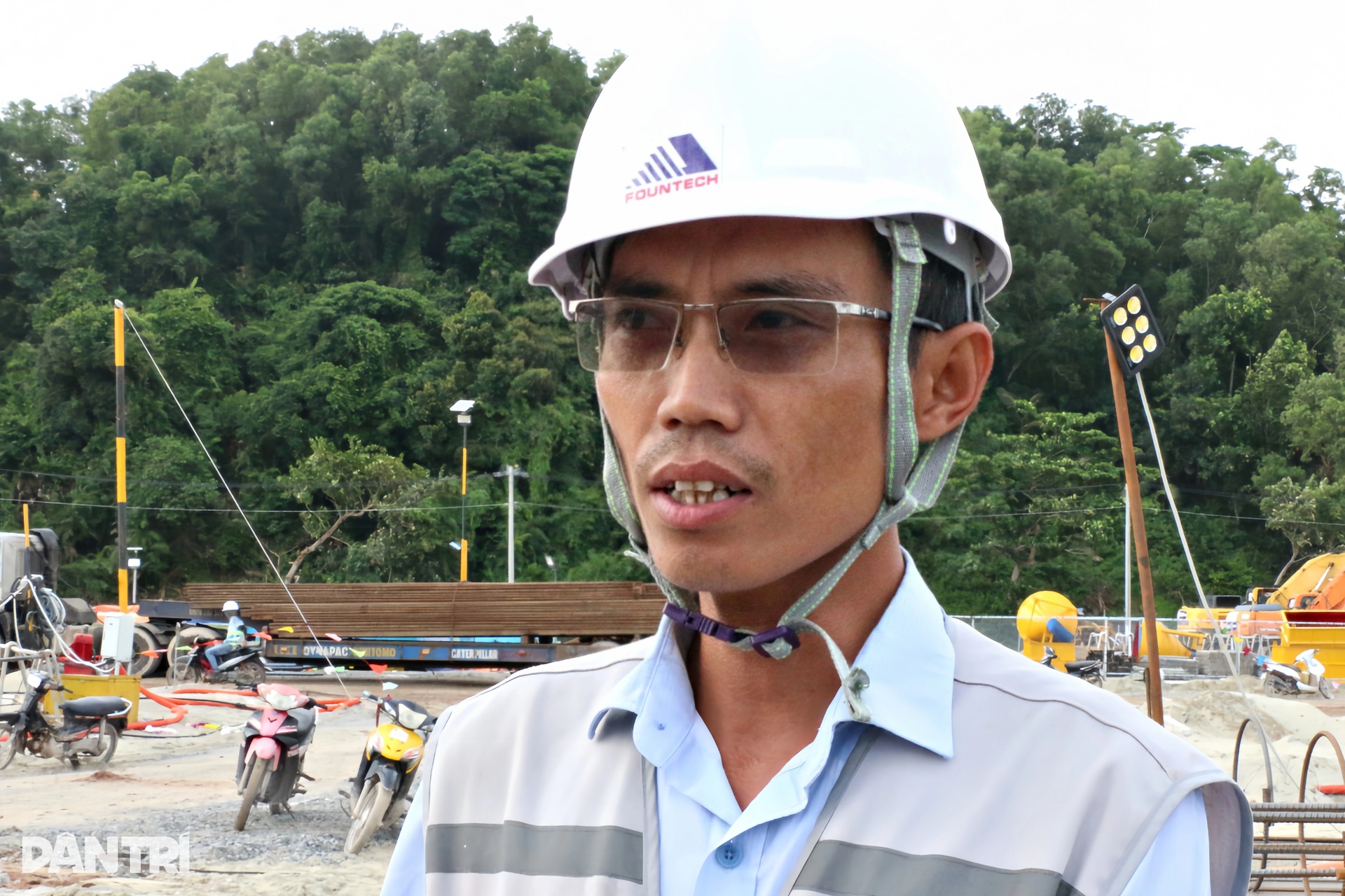 Bứt tốc thi công siêu dự án trung tâm hội nghị APEC ở Phú Quốc - 10 Bứt tốc thi công siêu dự án trung tâm hội nghị APEC ở Phú Quốc - 10