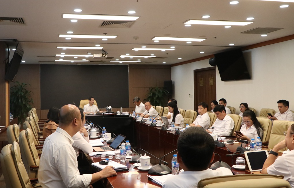 EVNNPC rà soát chỉ tiêu sản xuất, kinh doanh 2022 - 1 EVNNPC rà soát chỉ tiêu sản xuất, kinh doanh 2022 - 1