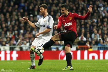 Van Persie xin Alex Ferguson được thi đấu trận gặp Reading