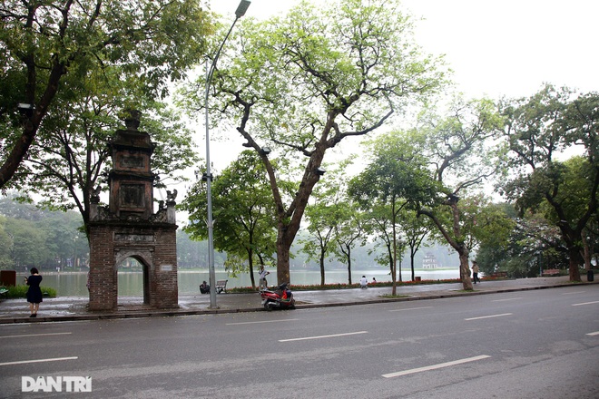 Nhìn lại 14 ngày làn sóng Covid-19 thứ tư bùng lên dữ dội, tăng 458 ca bệnh - 7 Nhìn lại 14 ngày làn sóng Covid-19 thứ tư bùng lên dữ dội, tăng 458 ca bệnh - 7