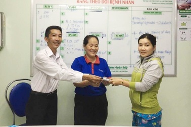 Cà Mau: Nữ nhân viên dọn vệ sinh buồng bệnh không tham của rơi