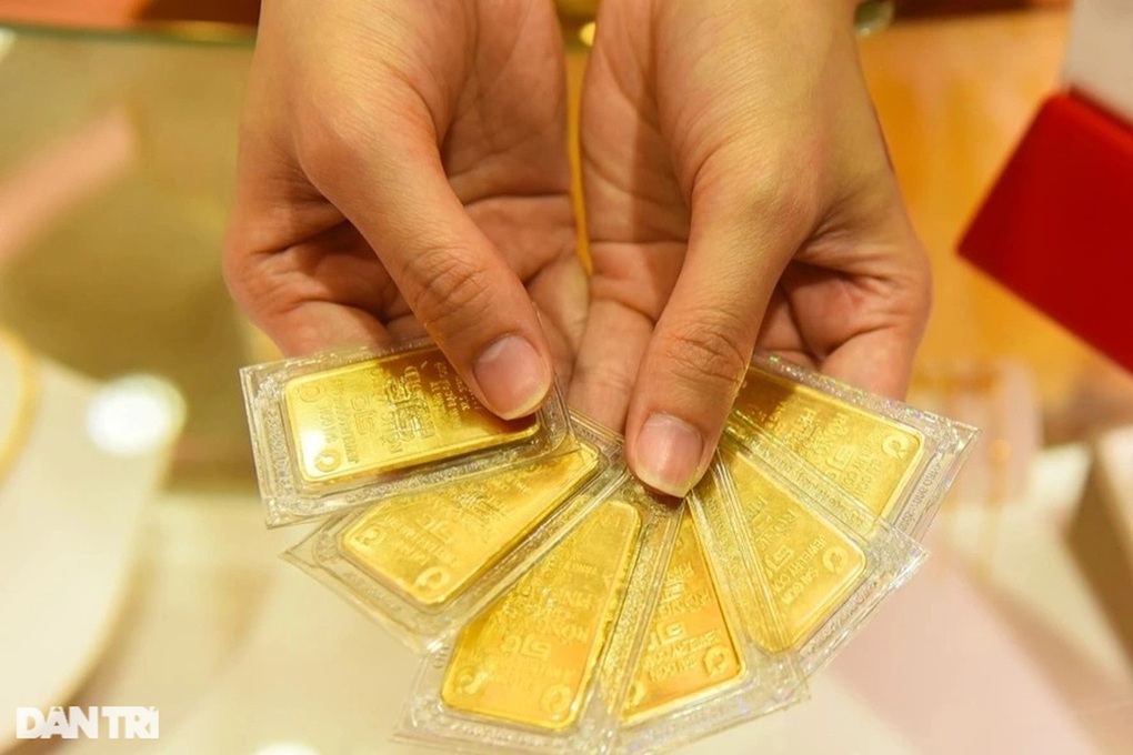 Chính phủ: Thu nhập từ mua bán vàng phải chịu thuế để hạn chế đầu cơ - 1 Chính phủ: Thu nhập từ mua bán vàng phải chịu thuế để hạn chế đầu cơ - 1