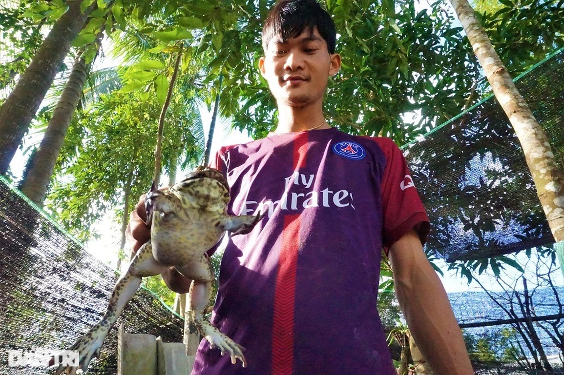 Bí thư Chi đoàn mê xi măng, đất đá, thu tiền đều tay từ việc khởi nghiệp - 3 Bí thư Chi đoàn mê xi măng, đất đá, thu tiền đều tay từ việc khởi nghiệp - 3